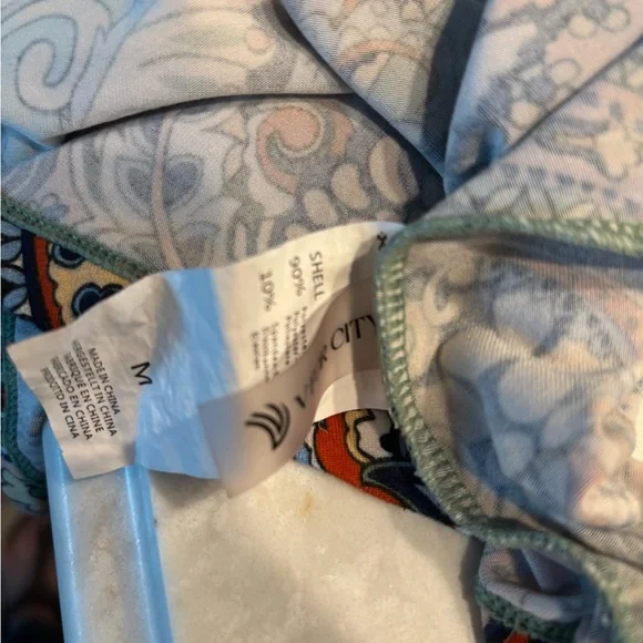 Paisley Print Sleeveless Top w/ Padding (no need for bra!) - Picture 9 of 9